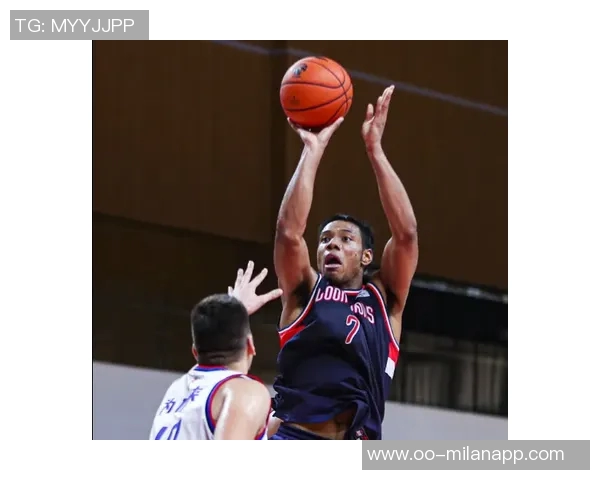 林庭谦半场表现平平10投仅3中拿下7分2篮板2助攻正负值惨淡27 林庭谦半场表现平平10投仅3中拿下7分2篮板2助攻正负值惨淡27