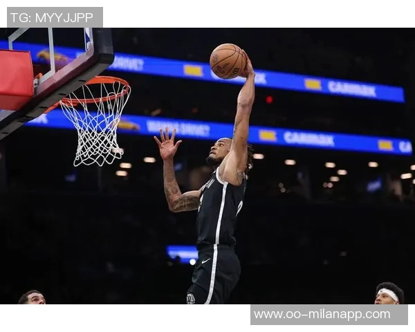 勇士寻求年薪不超1500万的大个子球员克拉克斯顿身价过高成阻碍