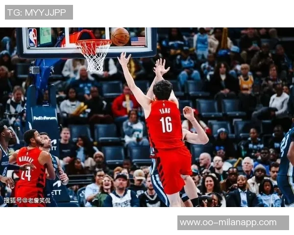 戈贝尔展现年轻内线实力杨瀚森强调抢篮板的强烈意愿是成功关键