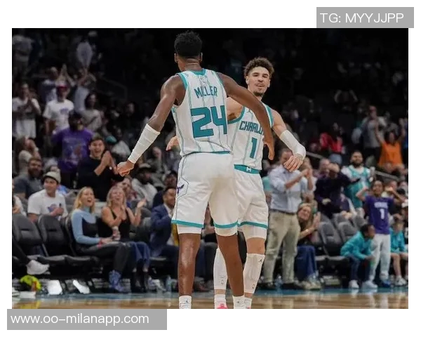 黄蜂篮板优势显著全场65-31领先爵士前场篮板21-11表现抢眼